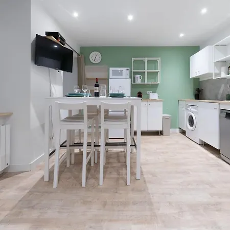 ※perrier Fraise※ Coeur De ⁕ Appt D'exception * كليرمونت-فيراند